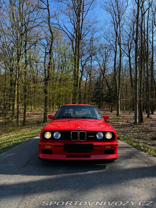 BMW M3 E30 M3 1990