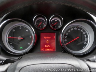 Opel Astra Essentia 2.0 CDTI 2013