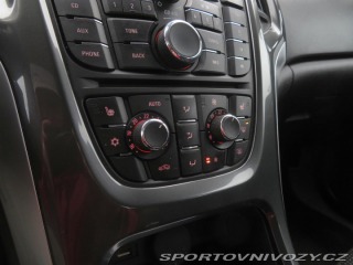 Opel Astra Essentia 2.0 CDTI 2013