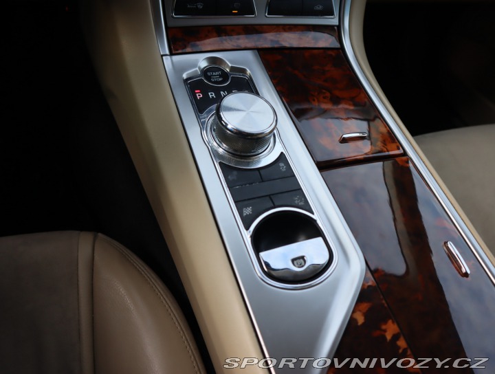 Jaguar XF 3.0 D 2012