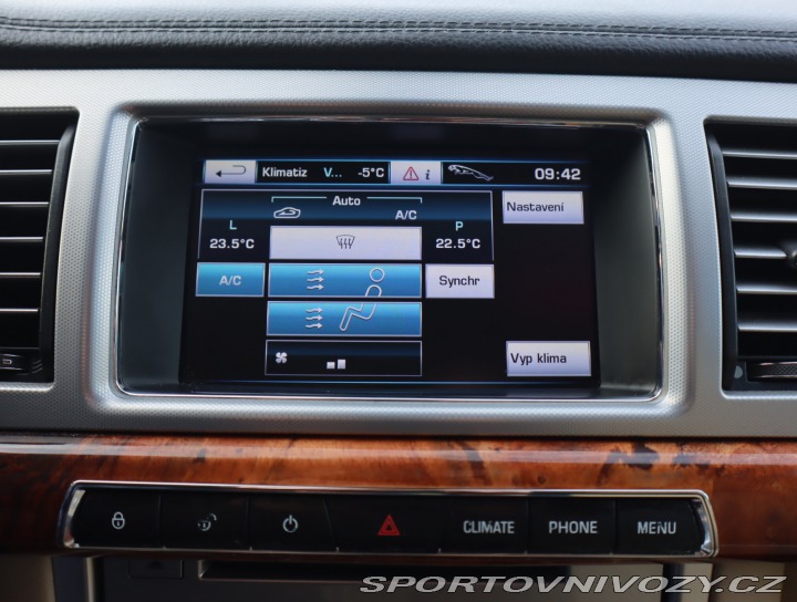 Jaguar XF 3.0 D 2012