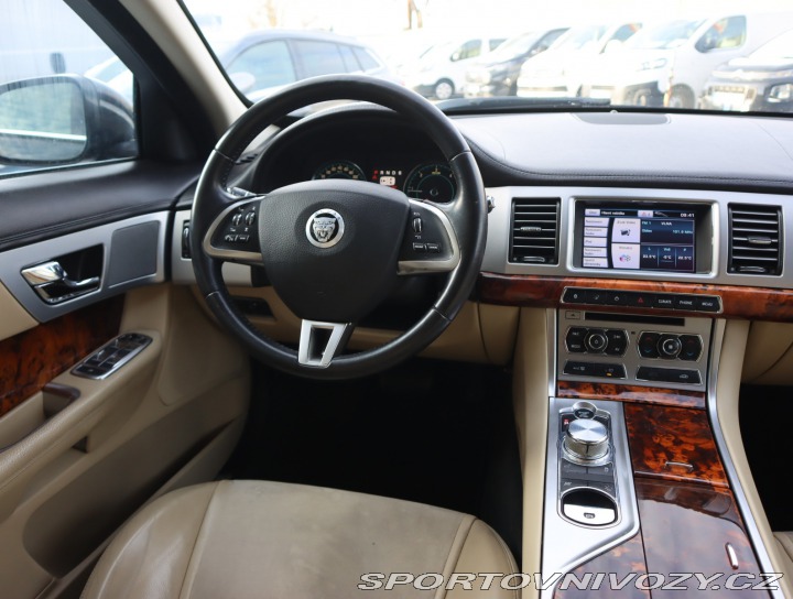 Jaguar XF 3.0 D 2012