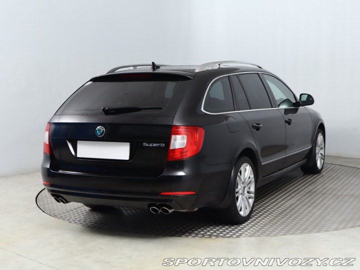 Škoda Superb Elegance 3.6 FSI V6 2012