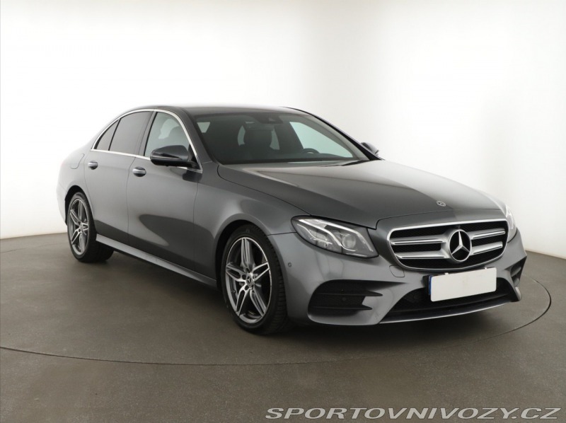Mercedes-Benz E AMG Paket E 220 d 4MATIC