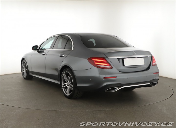 Mercedes-Benz E AMG Paket E 220 d 4MATIC 2018