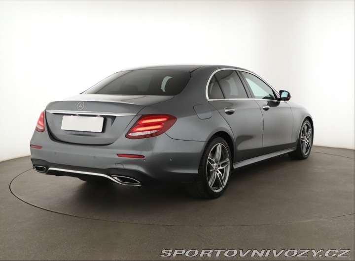 Mercedes-Benz E AMG Paket E 220 d 4MATIC 2018