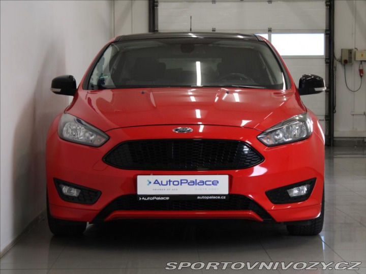Ford Ostatní modely Focus 1,5 EB110kW Red & Bla 2016