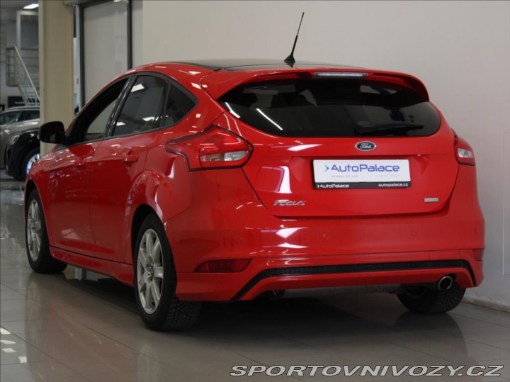 Ford Ostatní modely Focus 1,5 EB110kW Red & Bla 2016