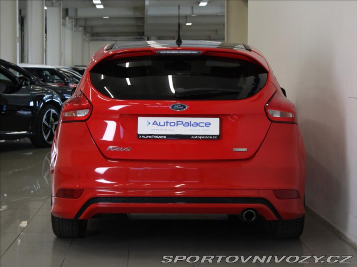Ford Ostatní modely Focus 1,5 EB110kW Red & Bla 2016