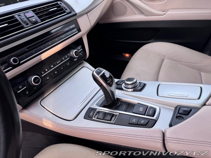BMW 5 2,5   F11 525d xDrive kom 1800