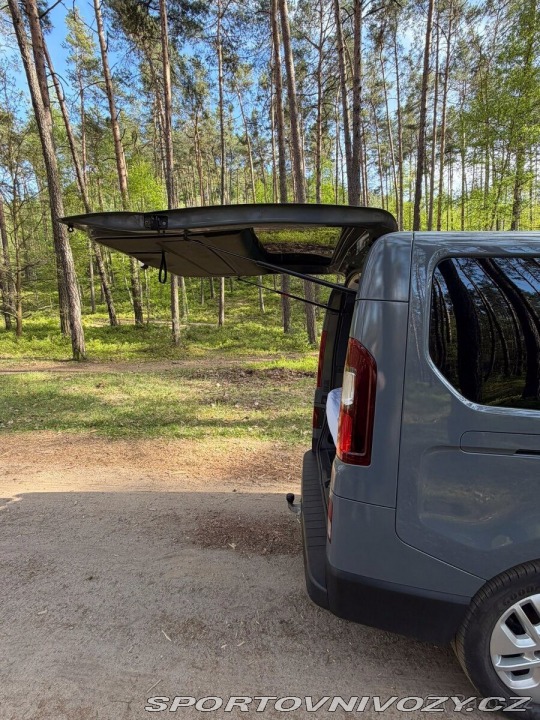 Renault Ostatní modely Trafic 2,0   dCi 125 kw 2020