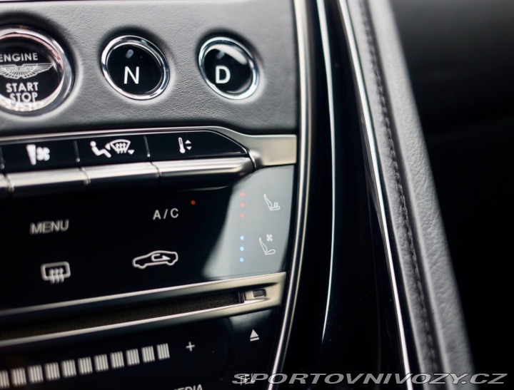 Aston Martin DBS Superleggera 5.2 V12 533 2021
