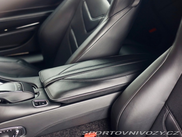 Aston Martin DBS Superleggera 5.2 V12 533 2021