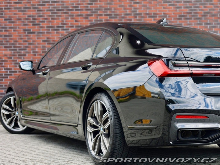 BMW 7 M760Li xDrive A/T 2019