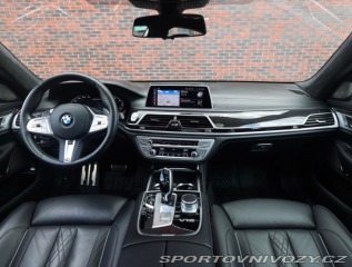 BMW 7 M760Li xDrive A/T 2019