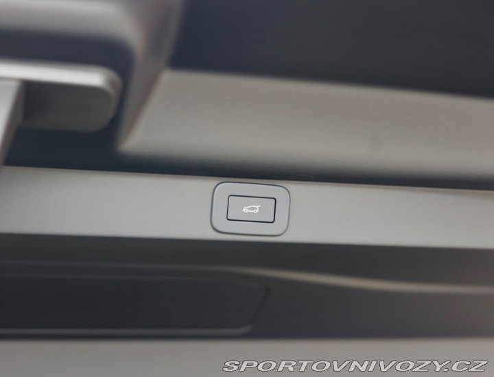 Ostatní značky Ostatní modely Land Rover Range Rover  P460e Autobiography LWB, 2024