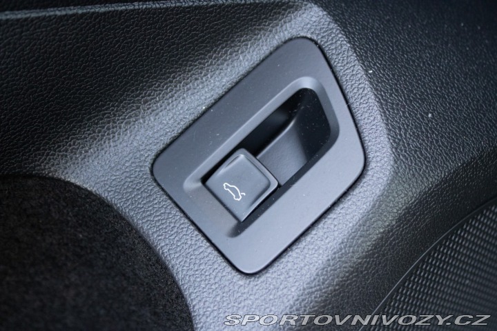 Volkswagen Ostatní modely Passat Variant Variant  VW  2.0 BiTDI 24 2016
