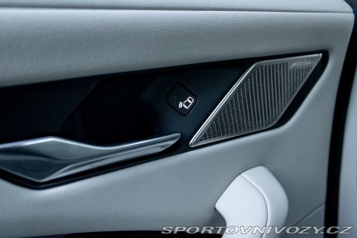 Jaguar I-Pace EV400/ SE/ AWD/ Vzduch/ 2020