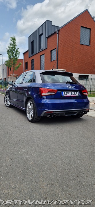 Audi S1  2015