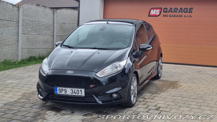 Ford Fiesta ST PERFORMANCE 2015