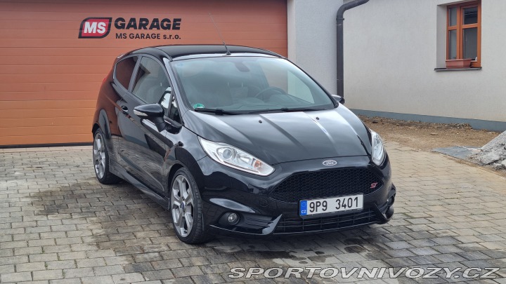 Ford Fiesta ST PERFORMANCE 2015