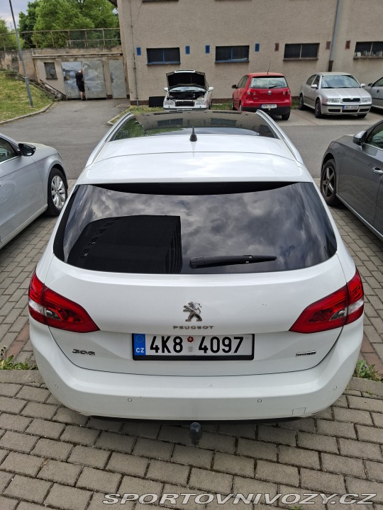 Peugeot 308  2016