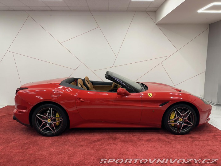 Ferrari California T, Handling speciale*TOP* 2016