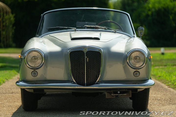 Lancia Ostatní modely AURELIA B24 CONVERTIBILE 1958