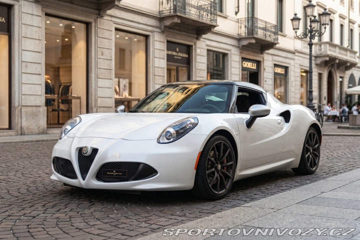 Alfa Romeo Spider 4C SPIDER 2015