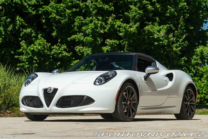 Alfa Romeo Spider 4C SPIDER 2015