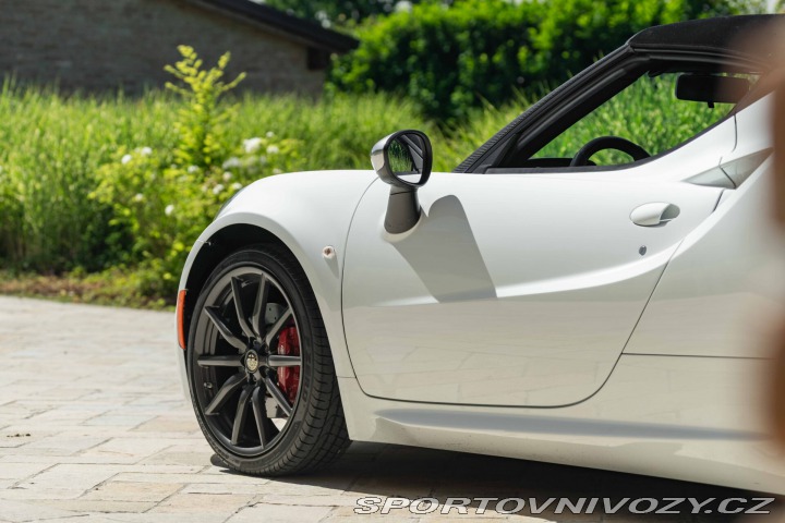 Alfa Romeo Spider 4C SPIDER 2015