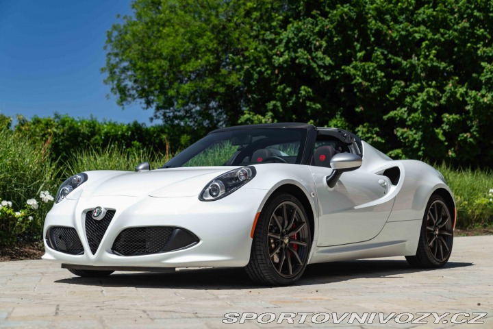 Alfa Romeo Spider 4C SPIDER 2015