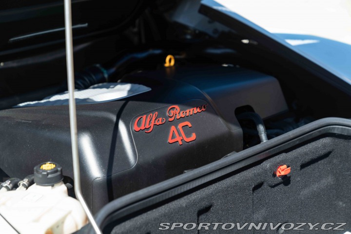 Alfa Romeo Spider 4C SPIDER 2015