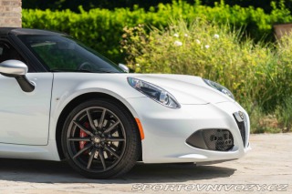 Alfa Romeo Spider 4C SPIDER 2015
