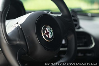 Alfa Romeo Spider 4C SPIDER 2015