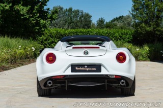 Alfa Romeo Spider 4C SPIDER 2015