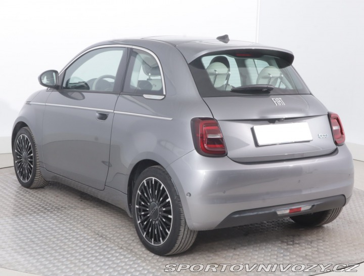 Fiat 500 500e  42 kWh 2021