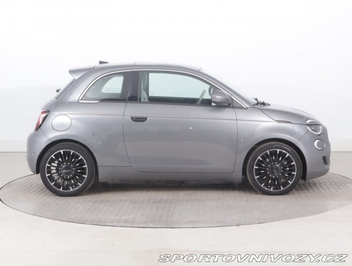 Fiat 500 500e  42 kWh 2021