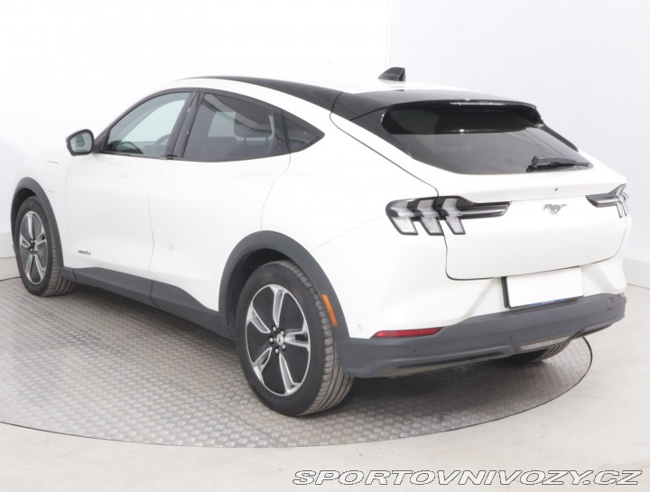 Ford Mustang Mach-E  Standard Range RW 2024