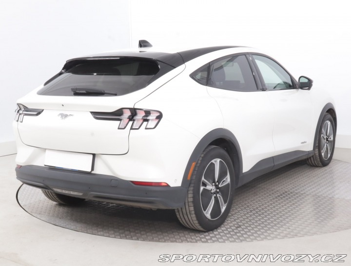 Ford Mustang Mach-E  Standard Range RW 2024