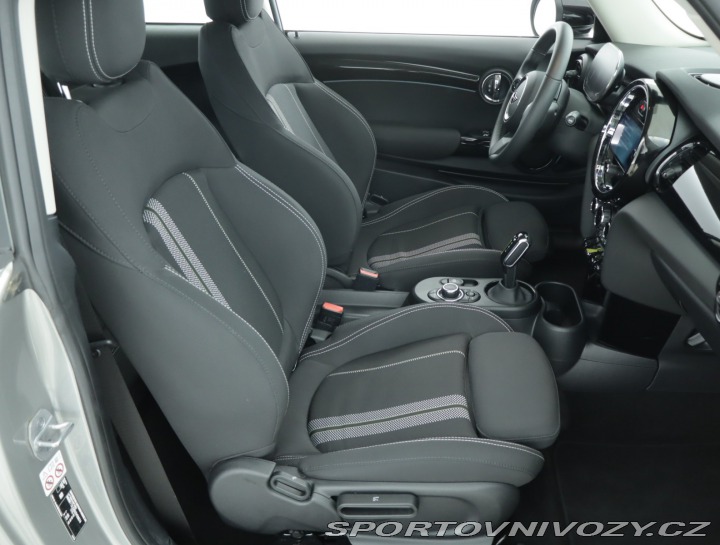 Mini Cooper Cooper SE 32 kWh 2024
