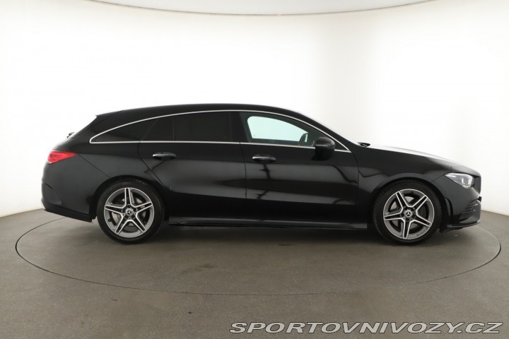 Mercedes-Benz CLA 200 2021