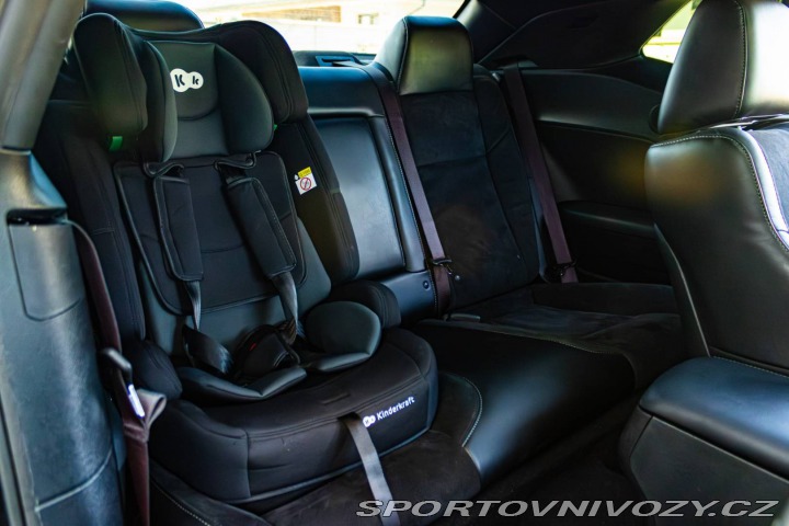 Dodge Challenger RT 5.7 V8 / TOP STAV / 2023