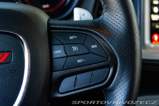 Dodge Challenger RT 5.7 V8 / TOP STAV / 2023