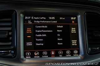 Dodge Challenger RT 5.7 V8 / TOP STAV / 2023