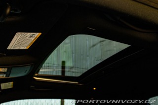 Dodge Challenger RT 5.7 V8 / TOP STAV / 2023