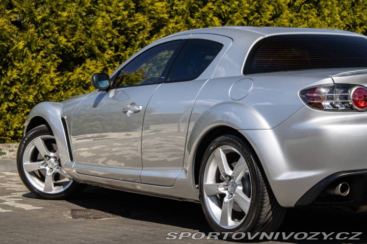 Mazda RX-8 RX8 141kw MT/6 2004 / AJ 2004