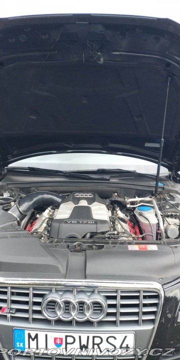 Audi S4 B8 2010