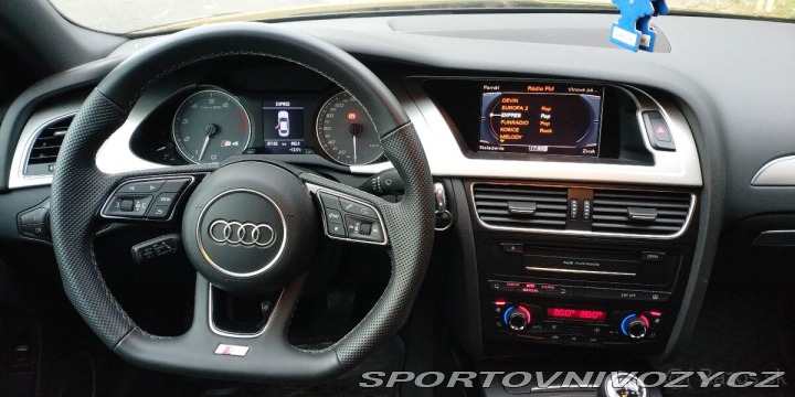 Audi S4 B8 2010