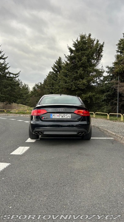 Audi S4 B8 2010